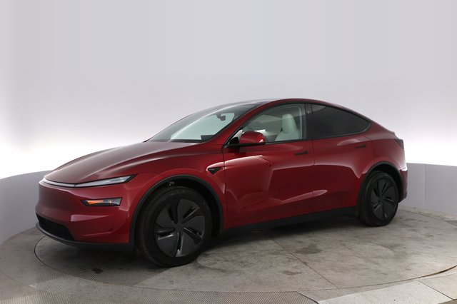 2026 Tesla Model Y — photo 14 of 24