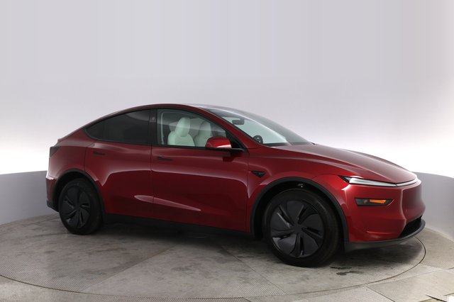 2026 Tesla Model Y — photo 11 of 24