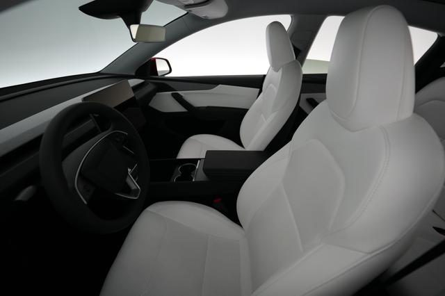2026 Tesla Model Y — photo 3 of 24