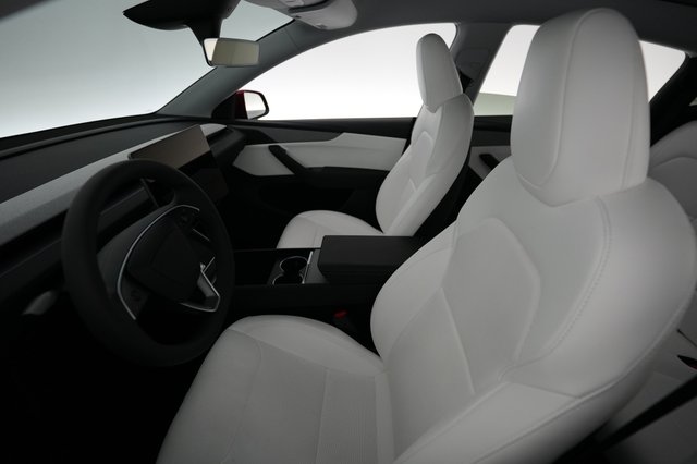 2026 Tesla Model Y — photo 3 of 24