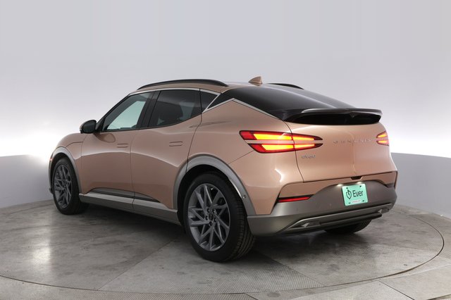 2023 Genesis GV60 — photo 13 of 20