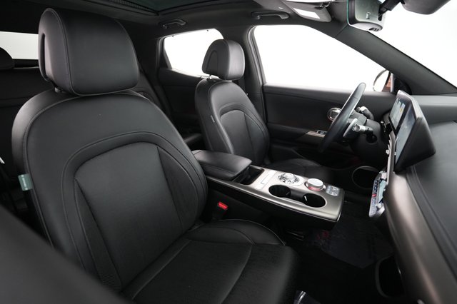 2023 Genesis GV60 — photo 18 of 20