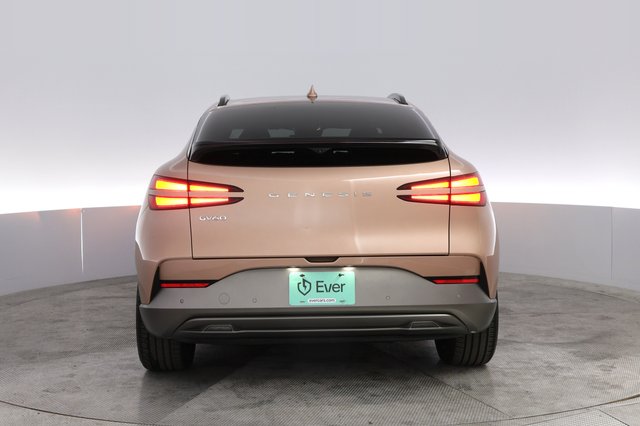 2023 Genesis GV60 — photo 12 of 20