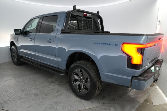 2023 Ford F-150 Lightning — photo 2 of 15