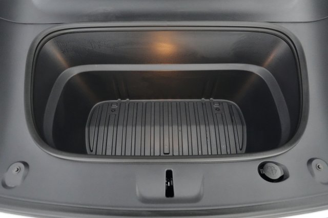 2026 Tesla Model Y — photo 20 of 22