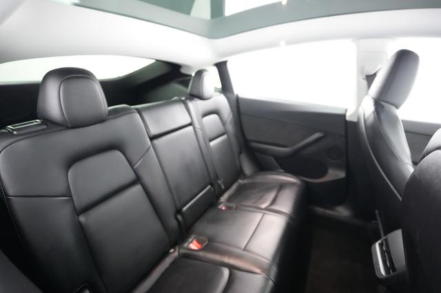 2022 Tesla Model Y — photo 4 of 21