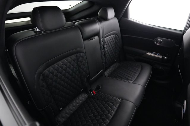 2023 Genesis GV60 — photo 4 of 21