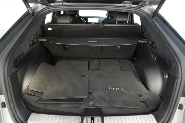 2023 Genesis GV60 — photo 6 of 21