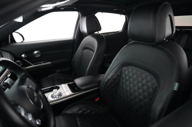 2023 Genesis GV60 — photo 3 of 21