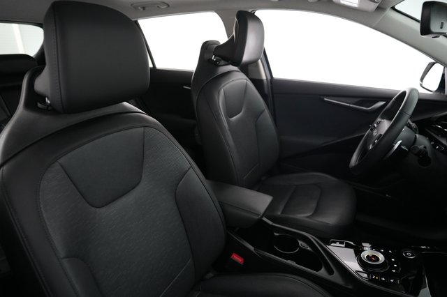 2023 Kia Niro EV — photo 18 of 21