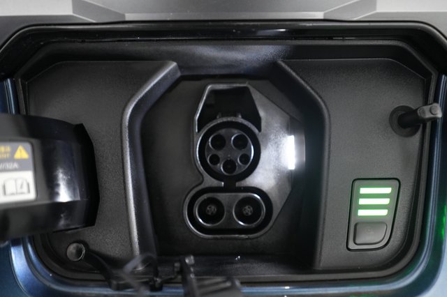 2023 Kia Niro EV — photo 8 of 21