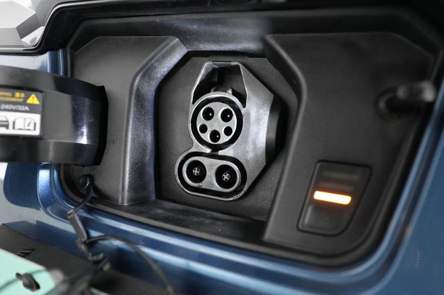 2023 Kia Niro EV — photo 8 of 21
