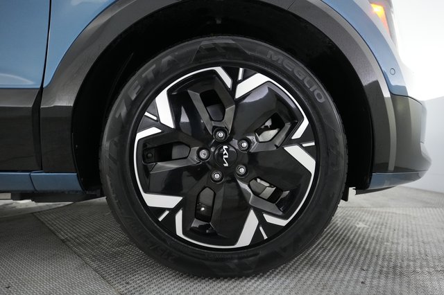 2023 Kia Niro EV — photo 15 of 21