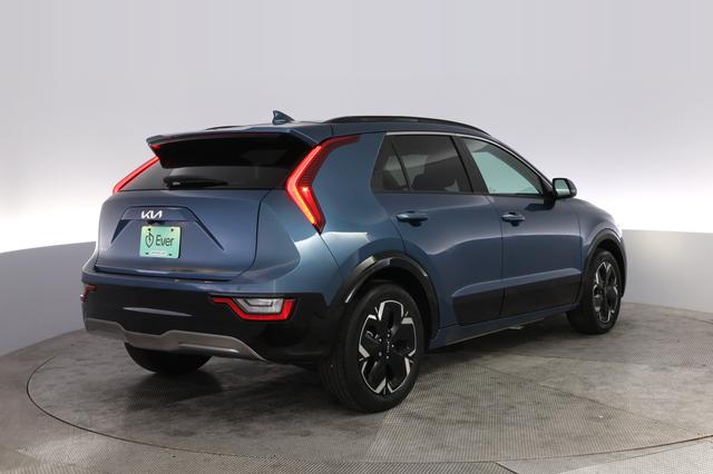 2023 Kia Niro EV — photo 2 of 21