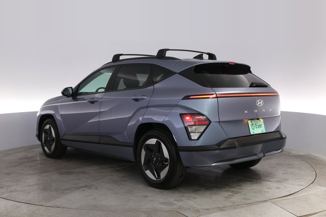 2024 Hyundai Kona Electric — photo 13 of 21