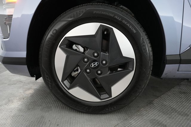 2024 Hyundai Kona Electric — photo 16 of 21