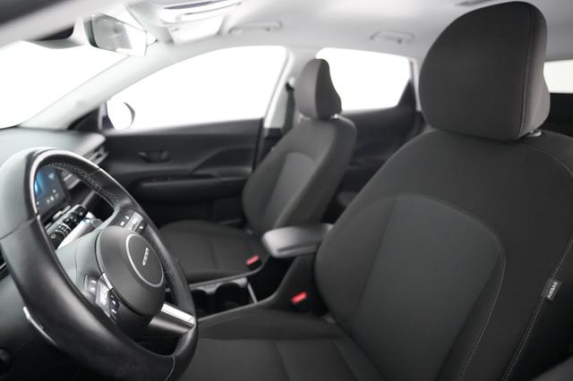 2024 Hyundai Kona Electric — photo 3 of 21