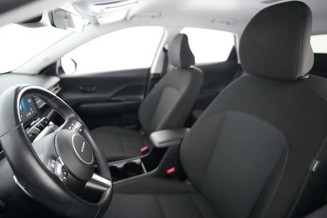 2024 Hyundai Kona Electric — photo 3 of 21