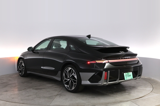 2024 Hyundai IONIQ 6