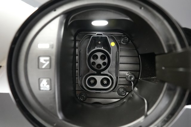 2024 Hyundai IONIQ 6 — photo 8 of 20