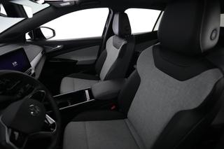 2024 Volkswagen ID.4 — photo 3 of 20