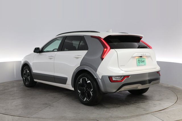 2024 Kia Niro EV — photo 13 of 20
