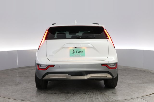 2024 Kia Niro EV — photo 12 of 20