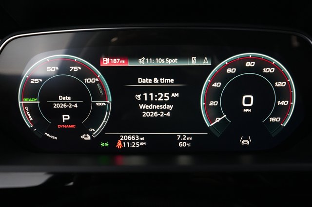 2024 Audi Q8 e-tron — photo 5 of 21