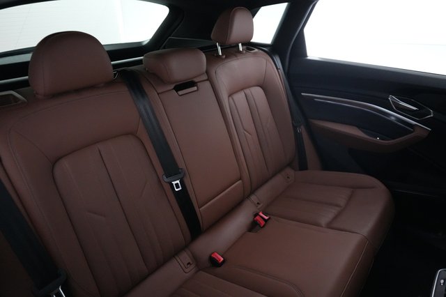 2024 Audi Q8 e-tron — photo 4 of 21