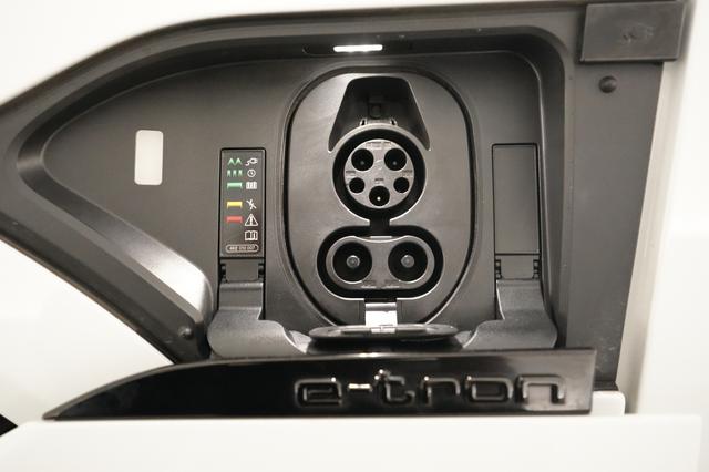 2024 Audi Q8 e-tron — photo 8 of 21