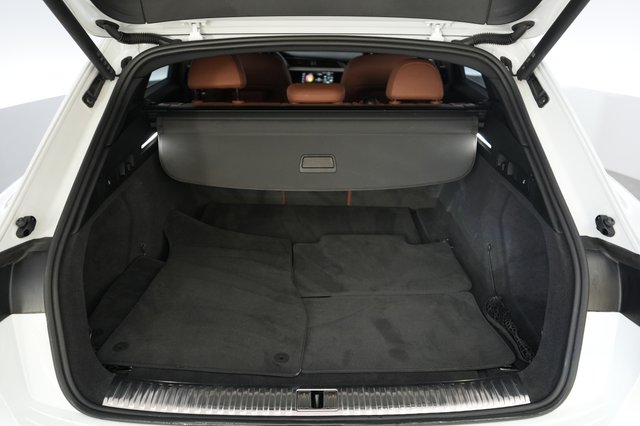 2024 Audi Q8 e-tron — photo 6 of 21