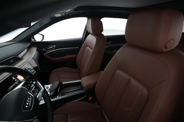 2024 Audi Q8 e-tron — photo 3 of 21