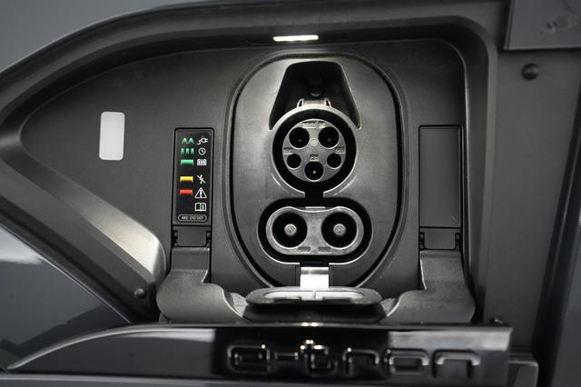 2024 Audi Q8 e-tron