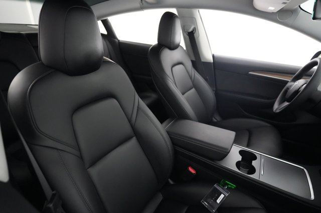 2022 Tesla Model 3 — photo 18 of 21