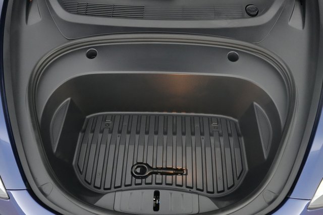 2022 Tesla Model 3 — photo 20 of 21