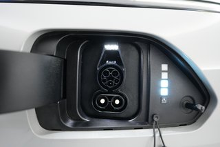 2024 Hyundai Kona Electric — photo 8 of 20