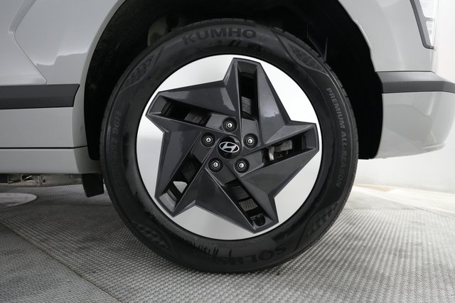 2024 Hyundai Kona Electric — photo 7 of 20