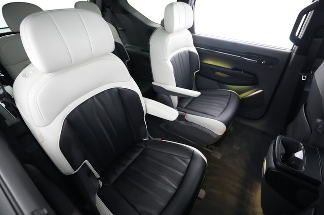 2024 Kia EV9 — photo 4 of 21