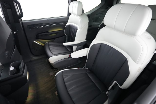 2024 Kia EV9 — photo 19 of 21