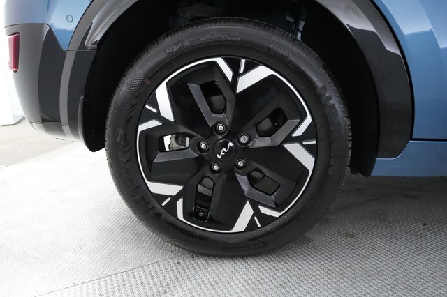 2024 Kia Niro EV — photo 7 of 21