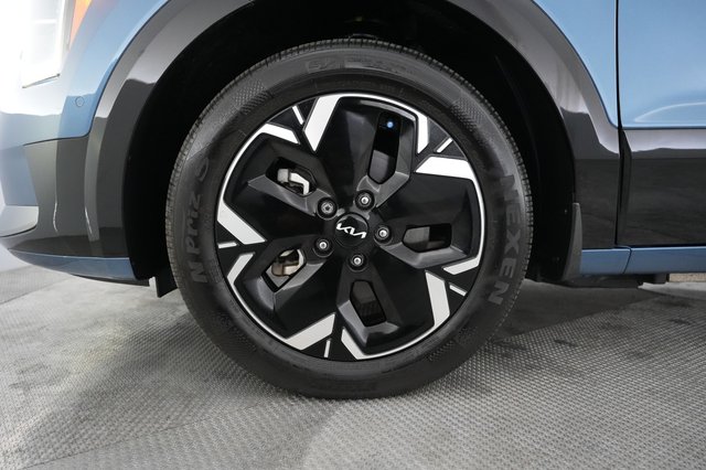 2024 Kia Niro EV — photo 16 of 21