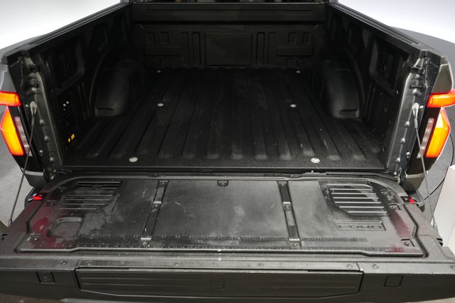 2024 Ford F-150 Lightning — photo 6 of 15