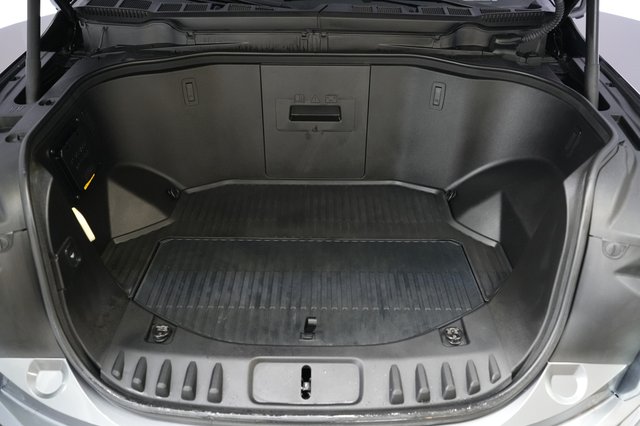 2024 Ford F-150 Lightning — photo 14 of 15