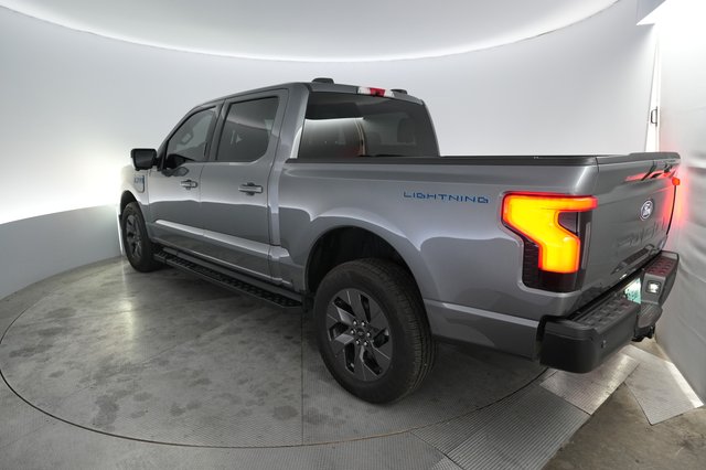 2024 Ford F-150 Lightning — photo 2 of 15