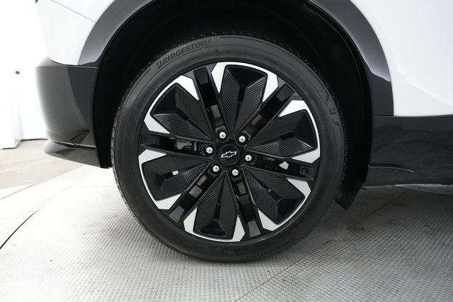 2024 Chevrolet Blazer EV — photo 7 of 21