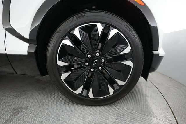2024 Chevrolet Blazer EV — photo 17 of 21