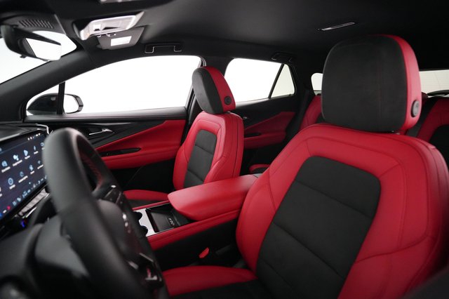 2024 Chevrolet Blazer EV — photo 3 of 21