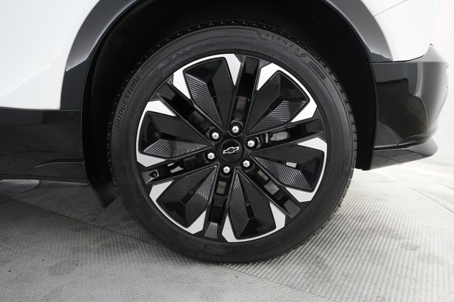 2024 Chevrolet Blazer EV — photo 15 of 21