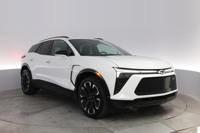 2024 Chevrolet Blazer EV — photo 10 of 21