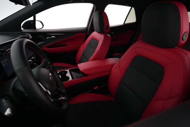 2024 Chevrolet Blazer EV — photo 3 of 14